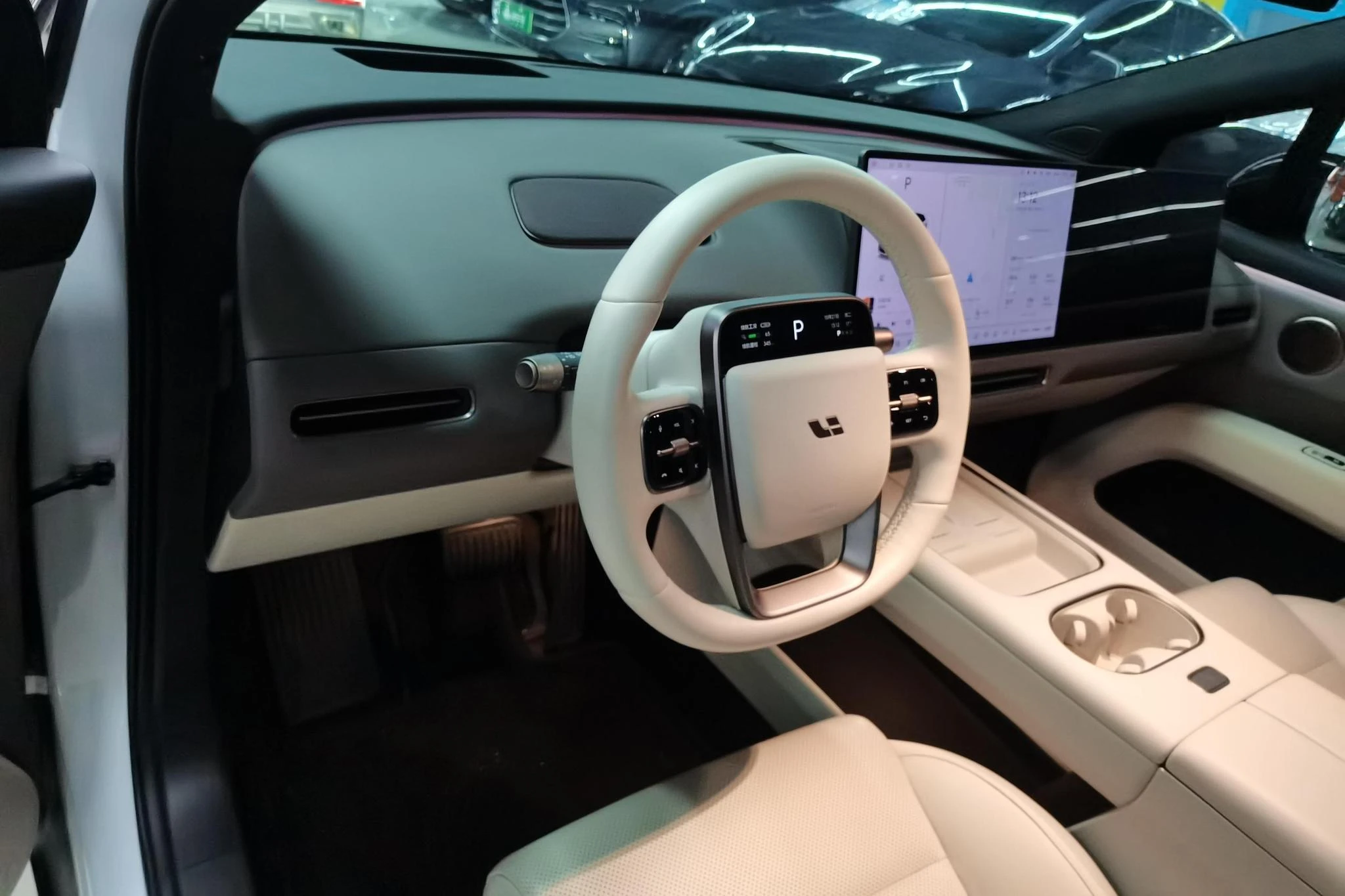 Li Auto ideal i6, 2025 — фото 14