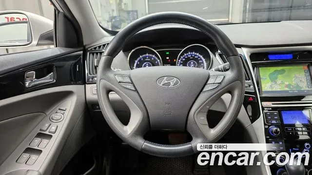 Hyundai Sonata YF Sonata, 2010 — фото 13