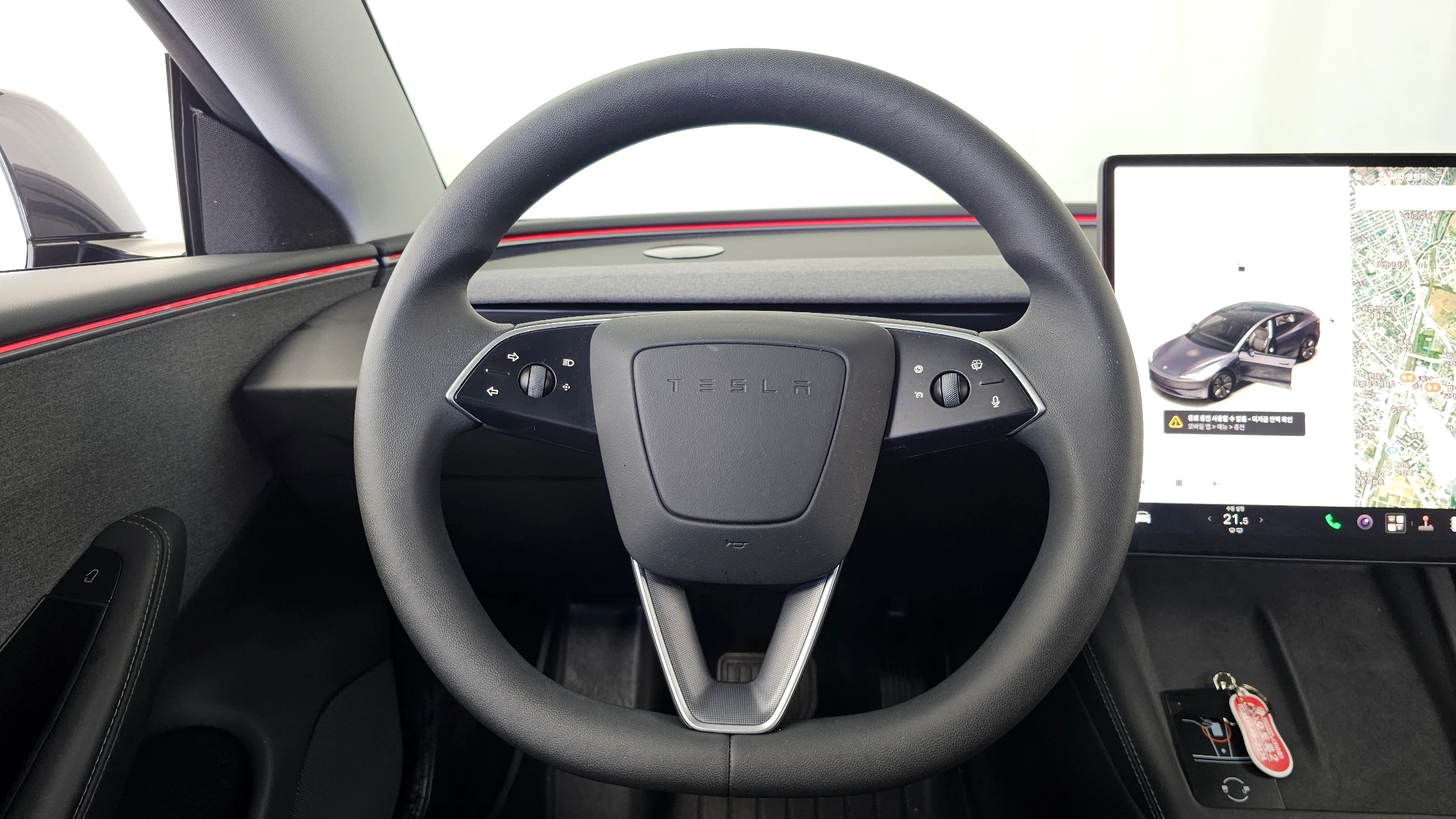 Tesla Model 3, 2025 — фото 13