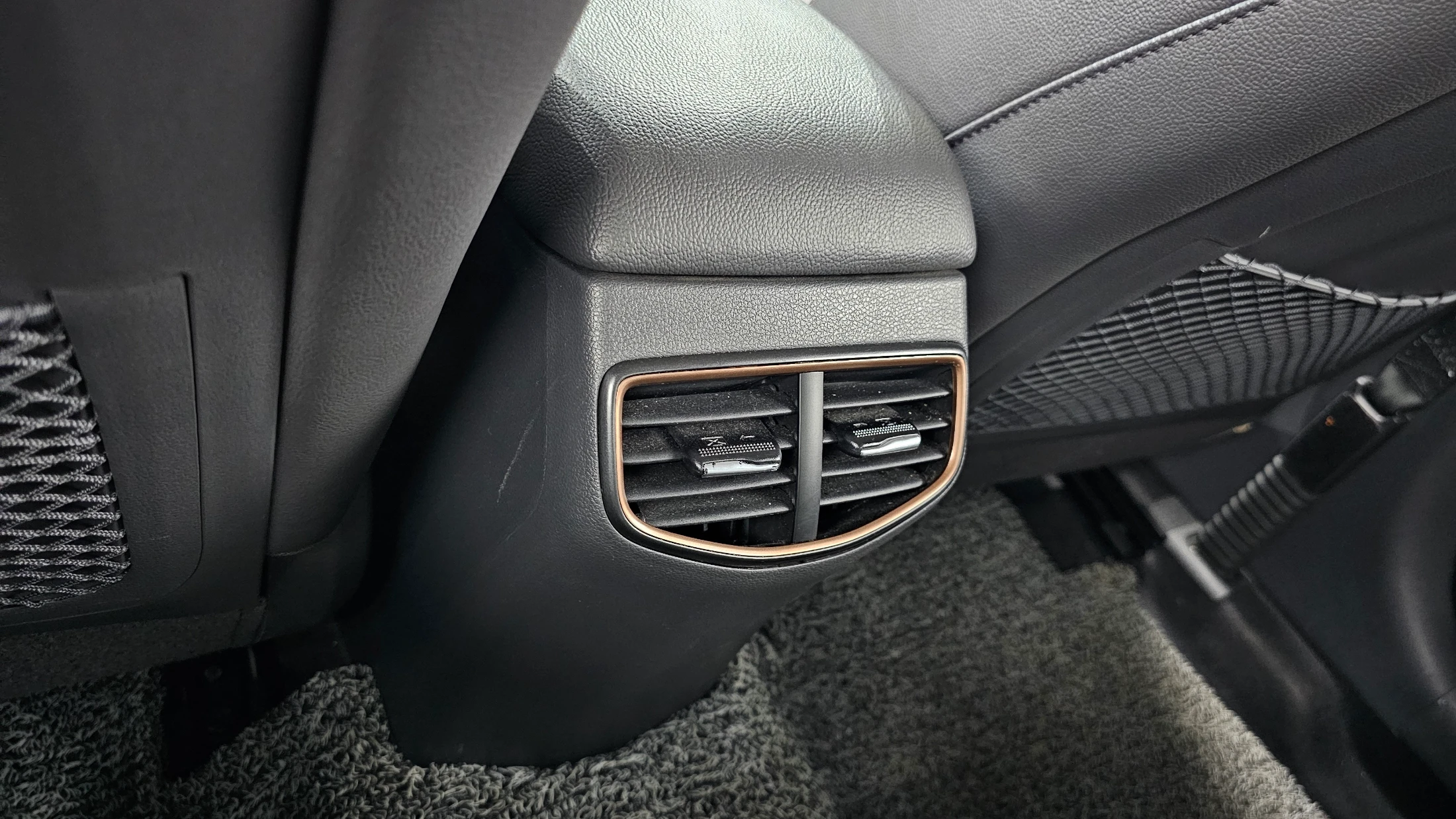 Hyundai Ioniq Ionic Electric, 2016 — фото 19