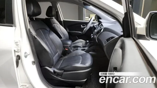 Hyundai Tucson ix, 2014 — фото 11