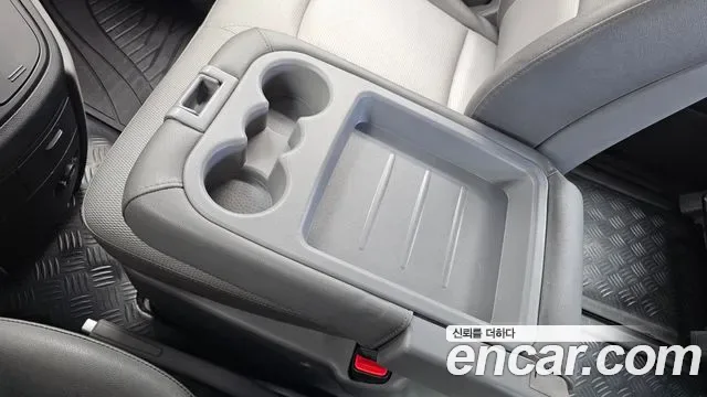 Hyundai Starex Grand Starex, 2008 — фото 18