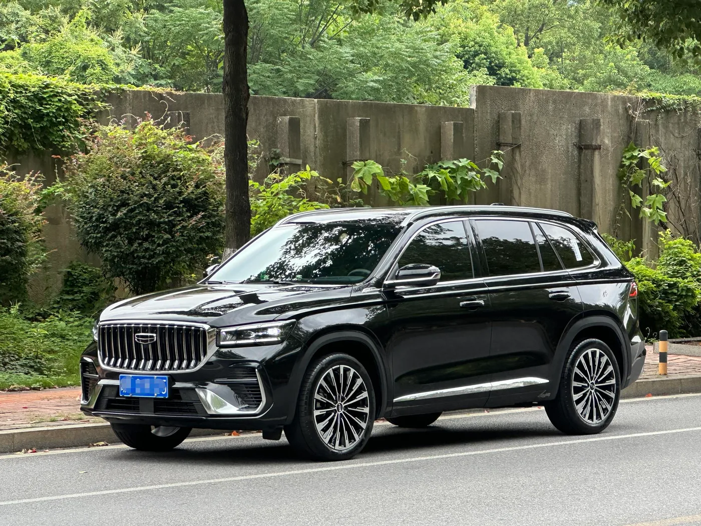 Geely Xingyue L