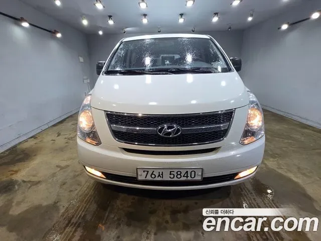 Hyundai Starex Grand Starex, 2011 — фото 2