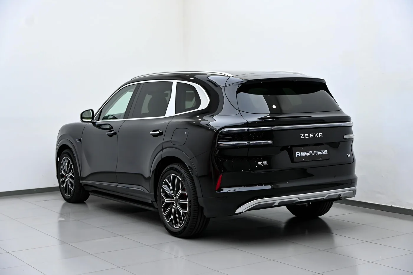 ZEEKR 8X, 2026 — фото 5
