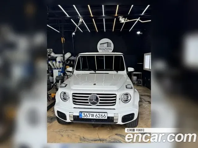 Mercedes-Benz G-Class W465