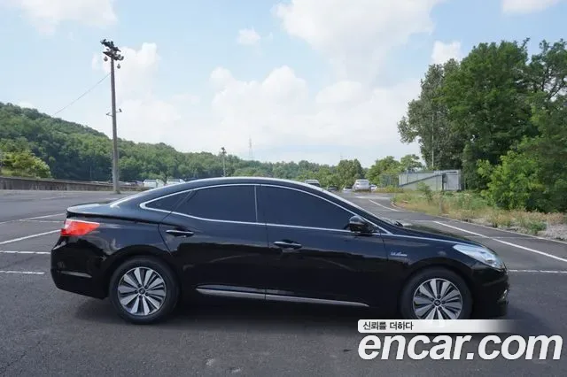 Hyundai Grandeur HG Hybrid, 2016 — фото 14
