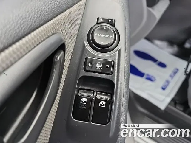 Hyundai Starex Grand Starex, 2009 — фото 15