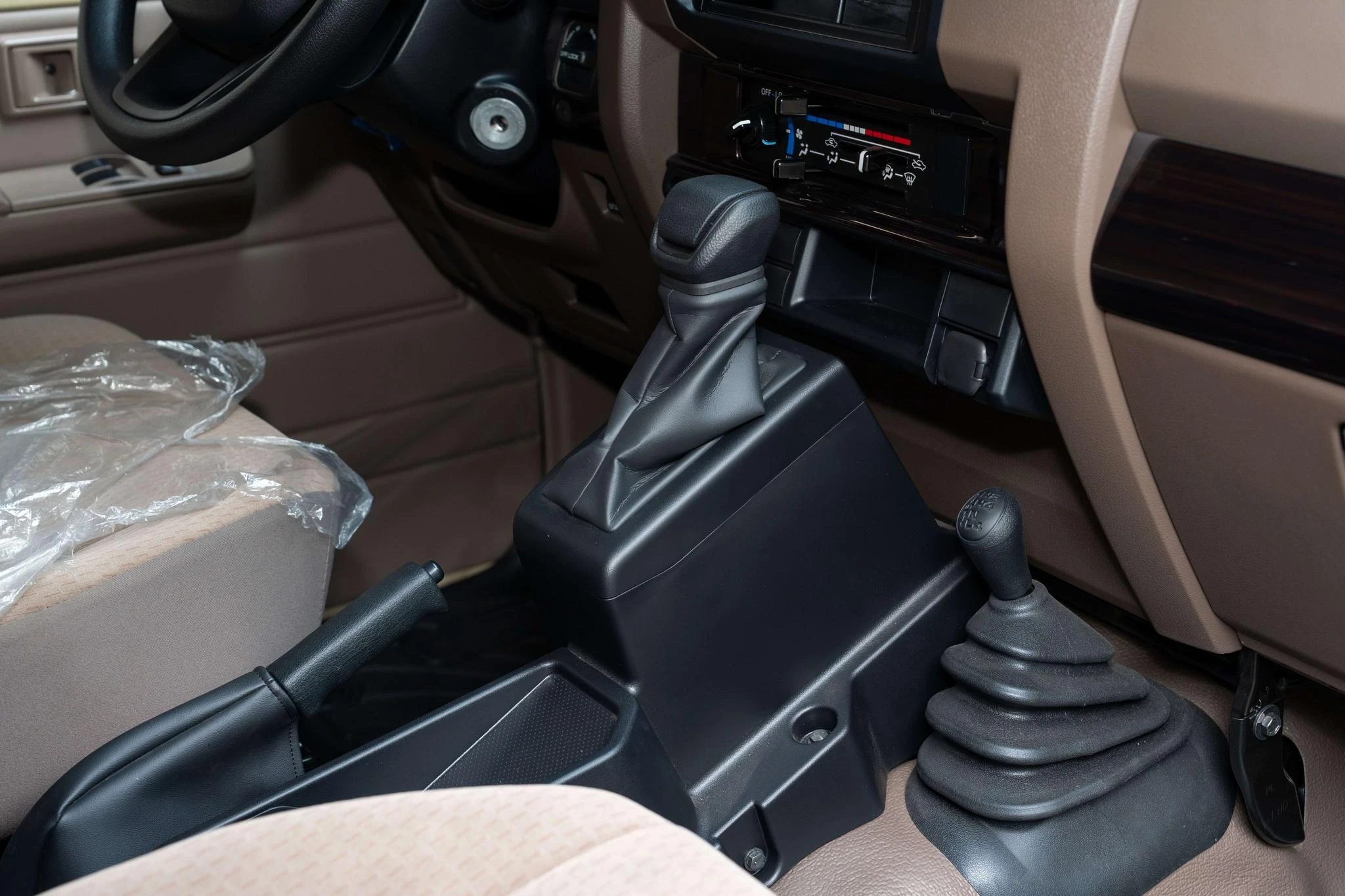 Toyota Land Cruiser 70 Series, 2025 — фото 19