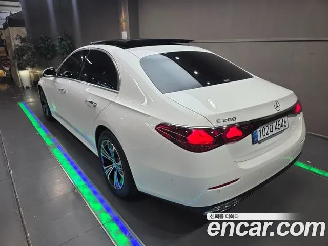 Mercedes-Benz E-Class W214, 2025 — фото 2