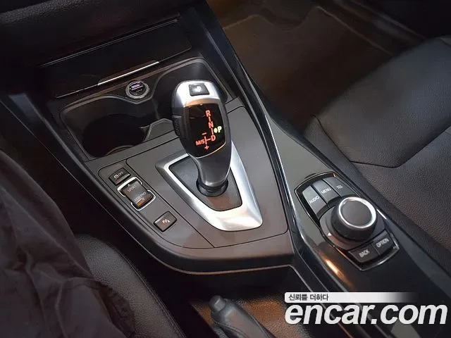 BMW 1-Series F20, 2013 — фото 13