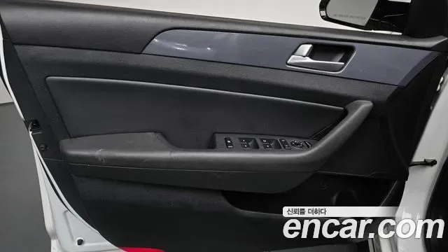 Hyundai Sonata LF Sonata Hybrid, 2016 — фото 24