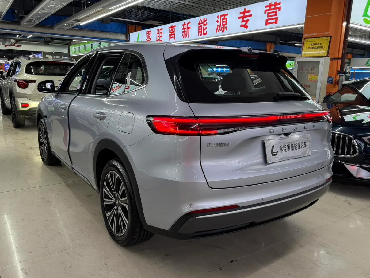 Geely Galaxy Galaxy Starship 7 EM-i, 2026 — фото 4