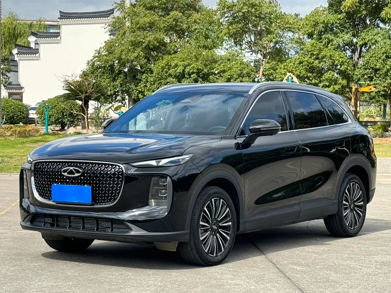 Chery Tiggo 8
