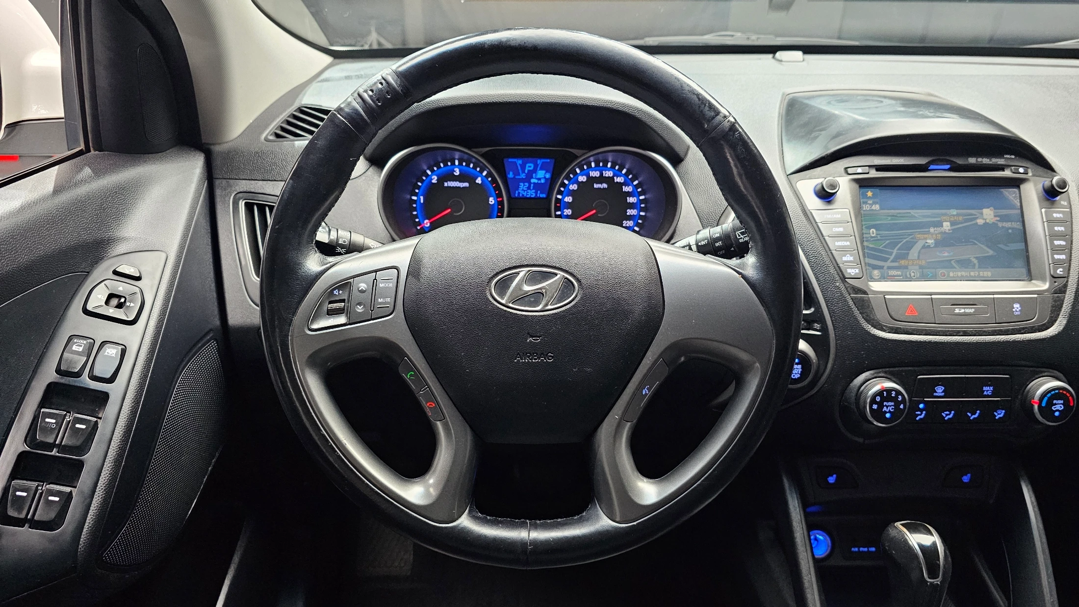 Hyundai Tucson ix, 2014 — фото 12