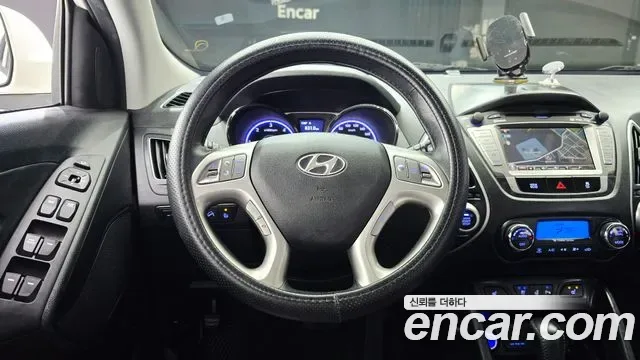 Hyundai Tucson ix, 2012 — фото 13