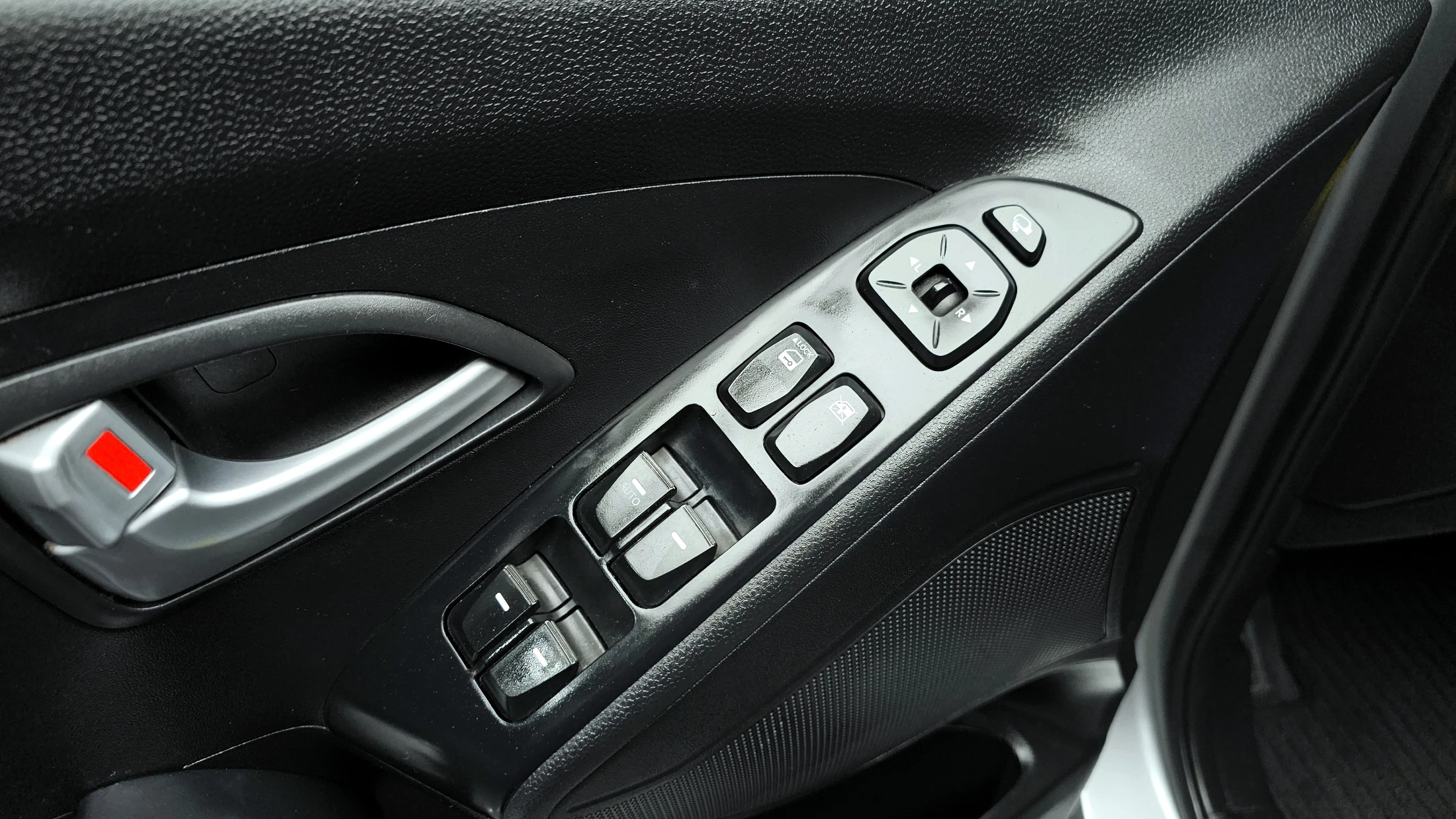 Hyundai Tucson ix, 2014 — фото 18