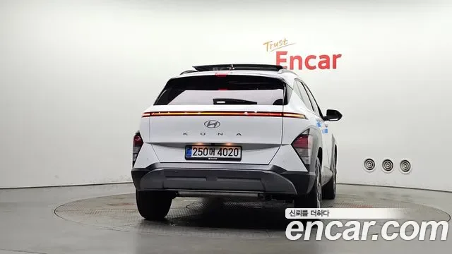 Hyundai Kona SX2, 2025 — фото 4