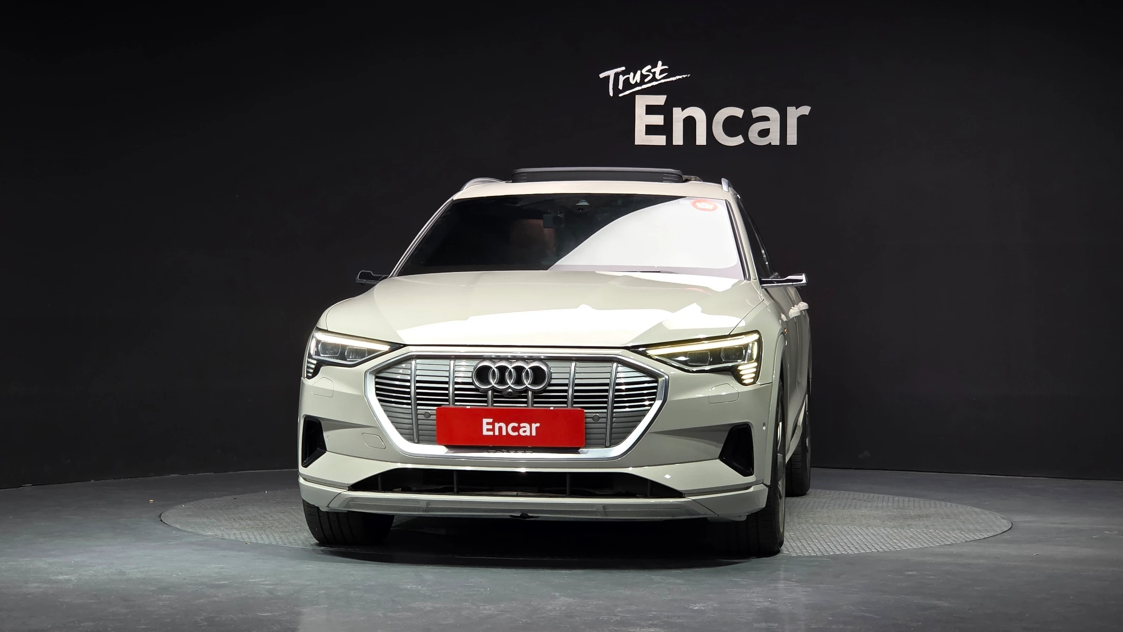 Audi E-Tron, 2020 — фото 3