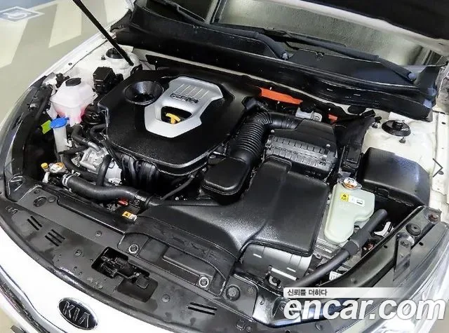 Kia K5 Hybrid, 2012 — фото 19