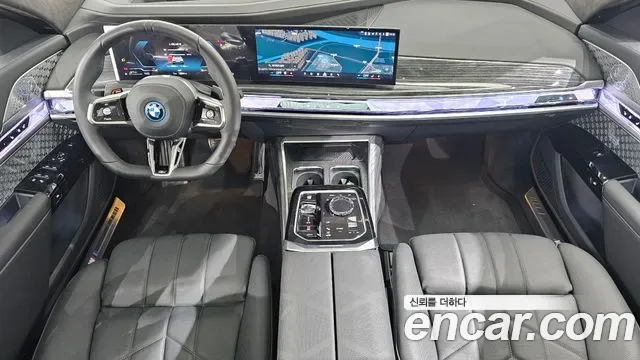 BMW 7-Series G70, 2025 — фото 7