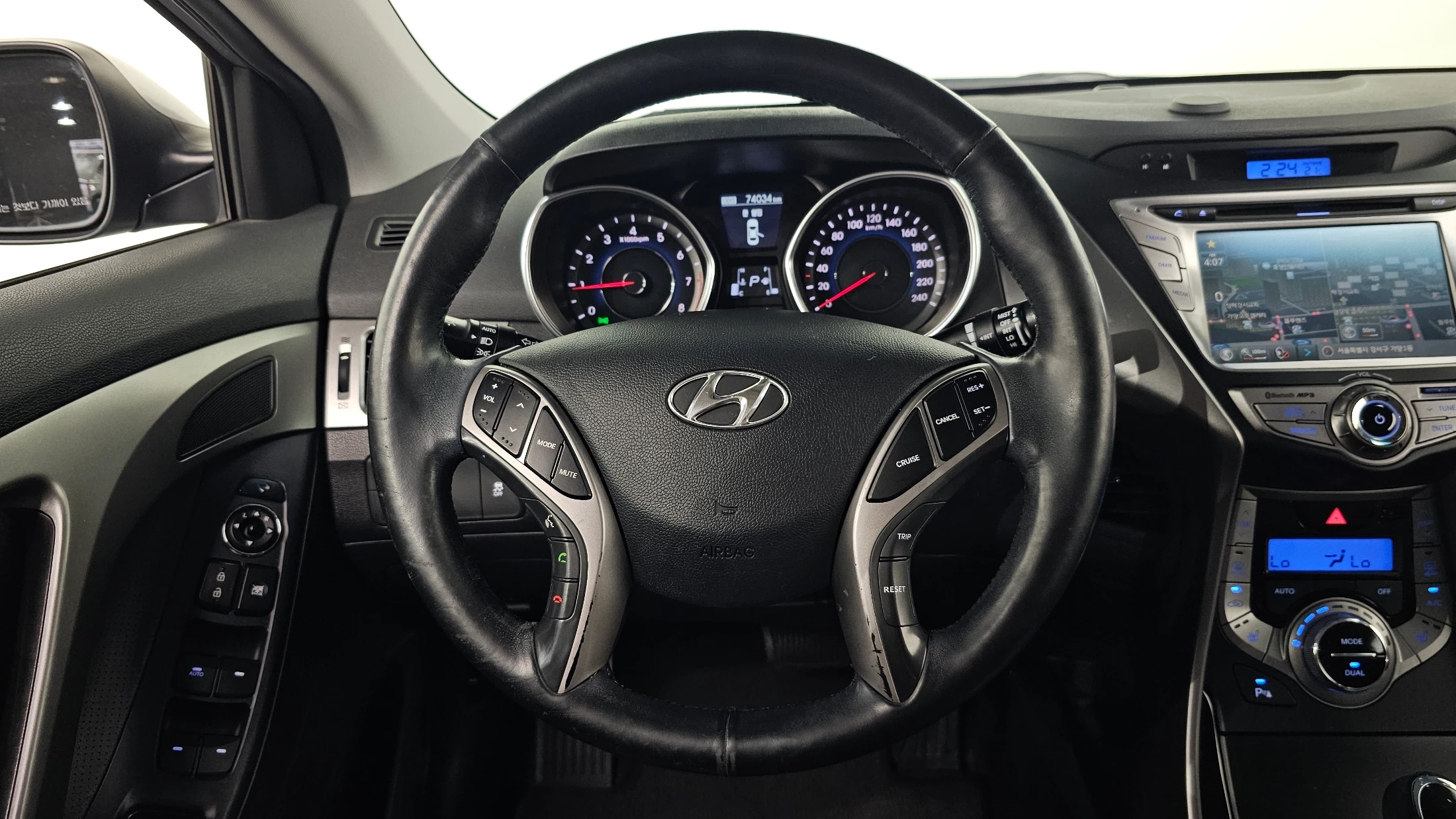Hyundai Avante MD, 2013 — фото 13