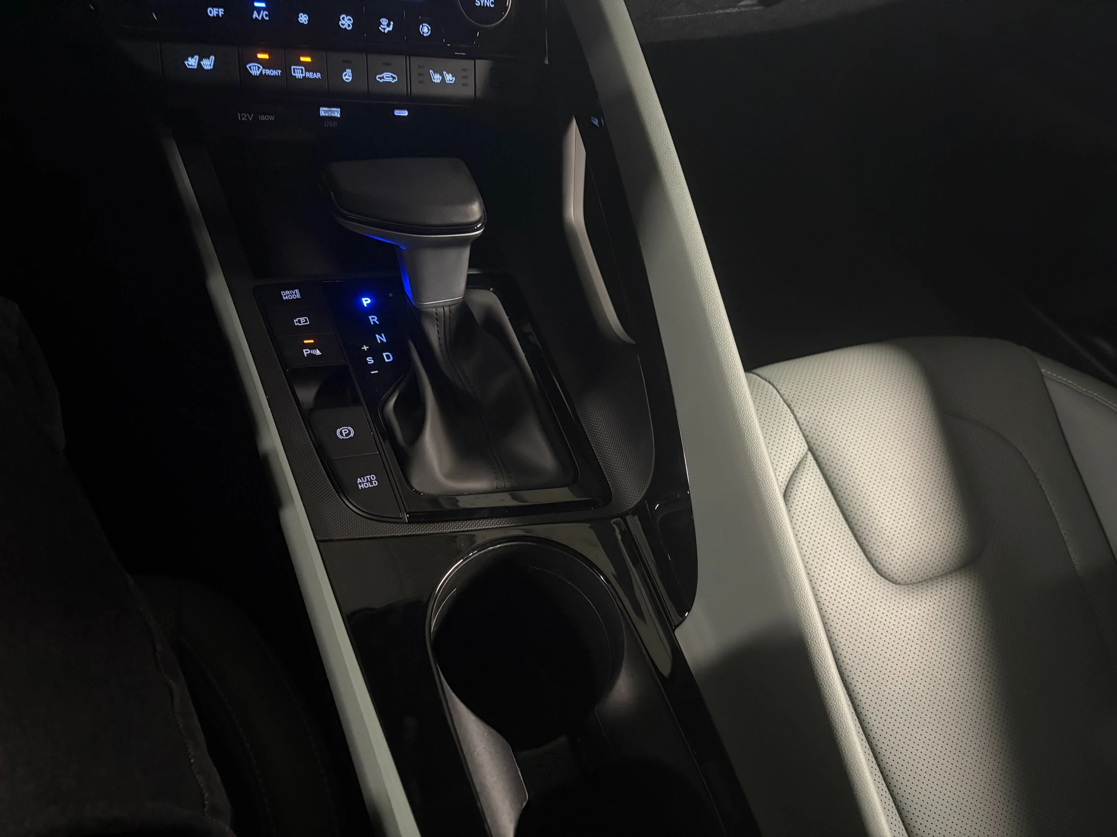 Hyundai Avante CN7, 2025 — фото 12