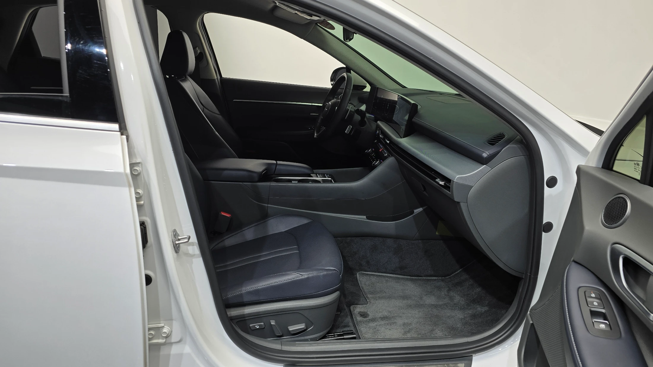 Hyundai Sonata De Edge (DN8), 2024 — фото 27