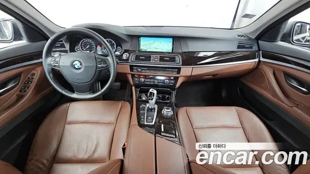 BMW 5-Series F10, 2013 — фото 7