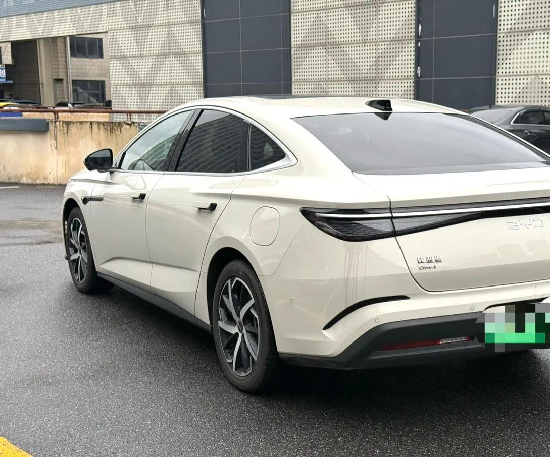 BYD Seal 07DM, 2026 — фото 9