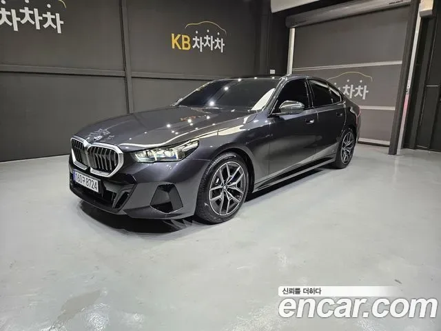 BMW 5-Series G60