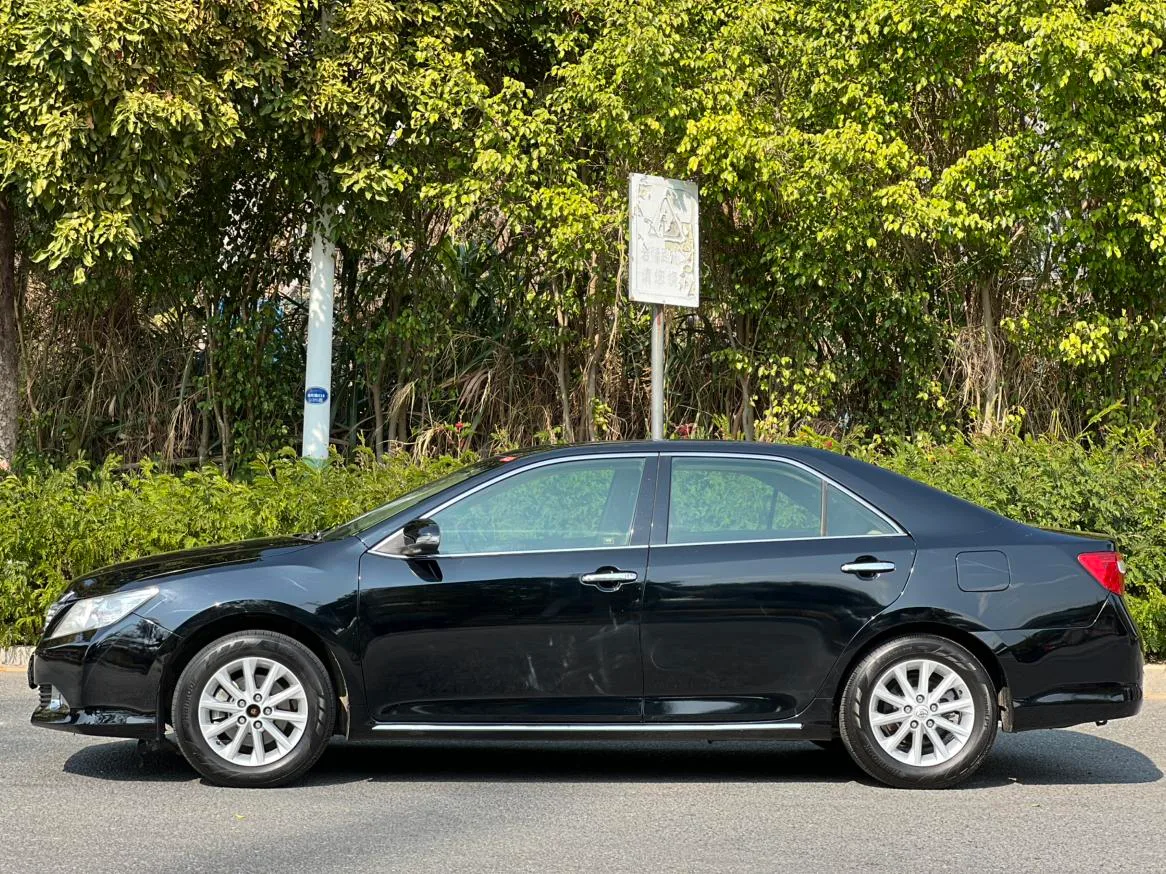 Toyota Camry, 2012 — фото 3