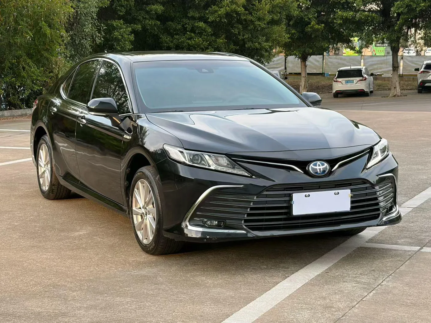 Toyota Camry, 2023 — фото 3