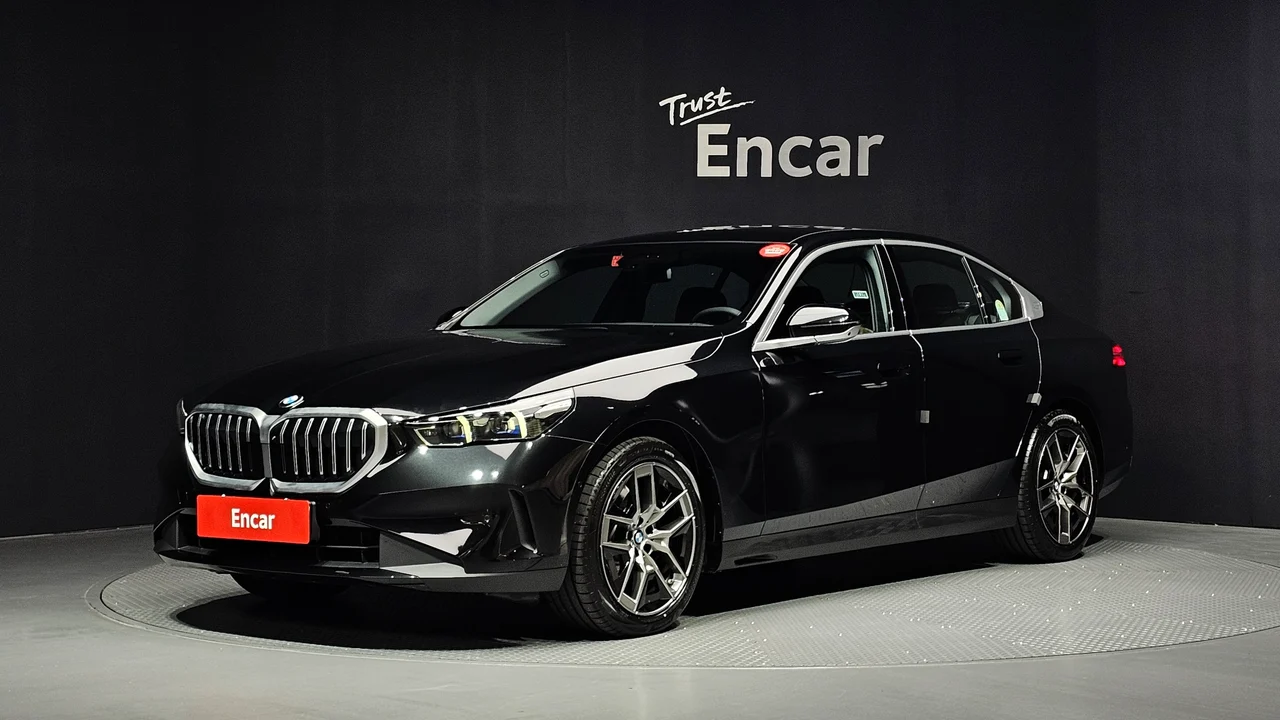 BMW 5-Series G60
