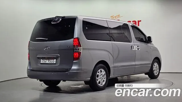Hyundai Starex Grand Starex, 2012 — фото 2