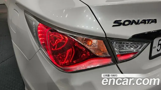 Hyundai Sonata Hybrid, 2012 — фото 23