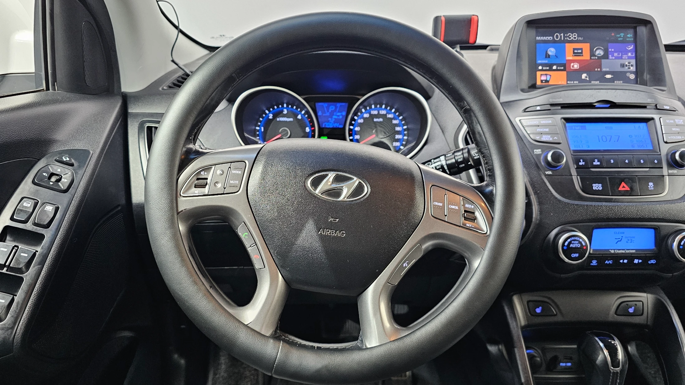 Hyundai Tucson ix, 2013 — фото 13