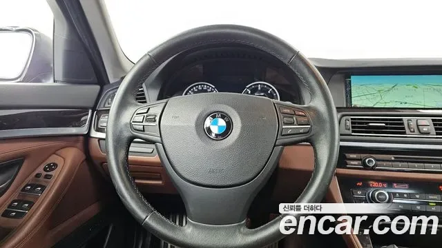 BMW 5-Series F10, 2013 — фото 13