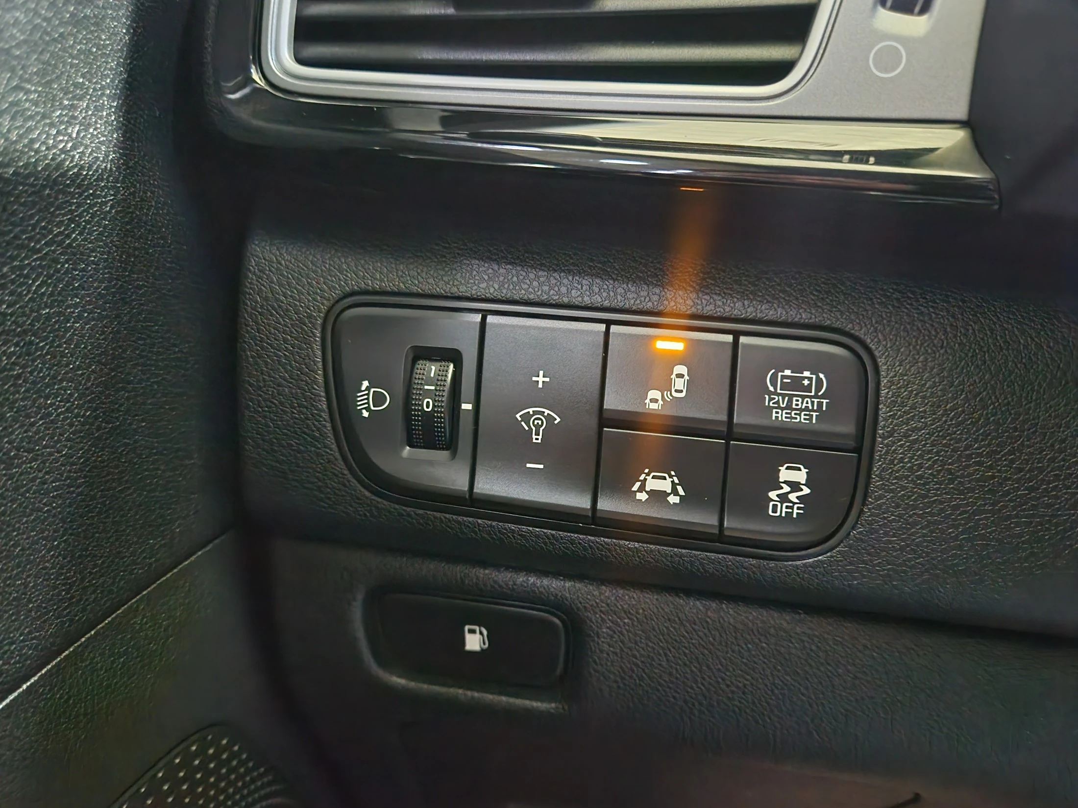 Kia Niro, 2017 — фото 12