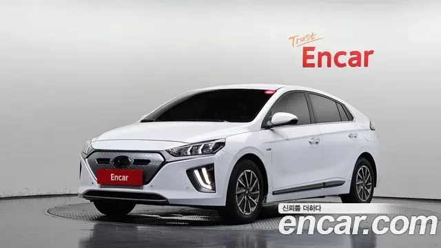 Hyundai Ioniq Ionic Electric