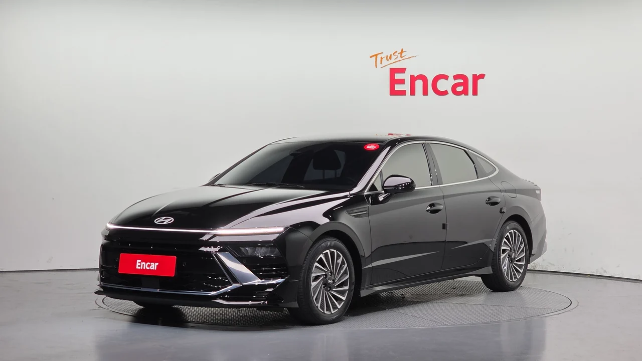 Hyundai Sonata De Edge Hybrid (DN8)