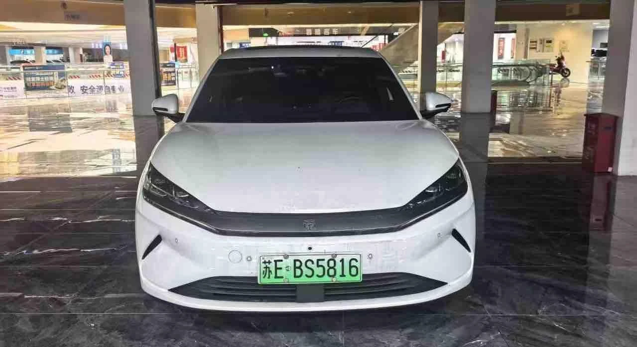 BYD Qin L EV, 2025 — фото 2