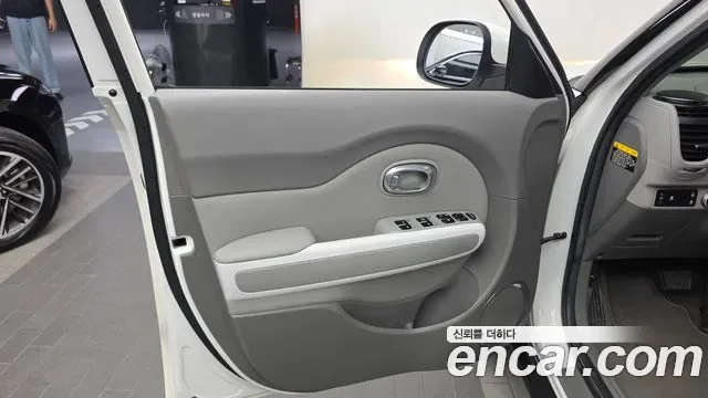 Kia Soul EV, 2017 — фото 24