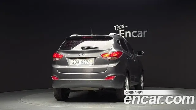 Hyundai Tucson ix, 2010 — фото 4
