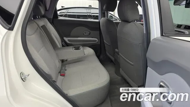 Kia Soul EV, 2017 — фото 12