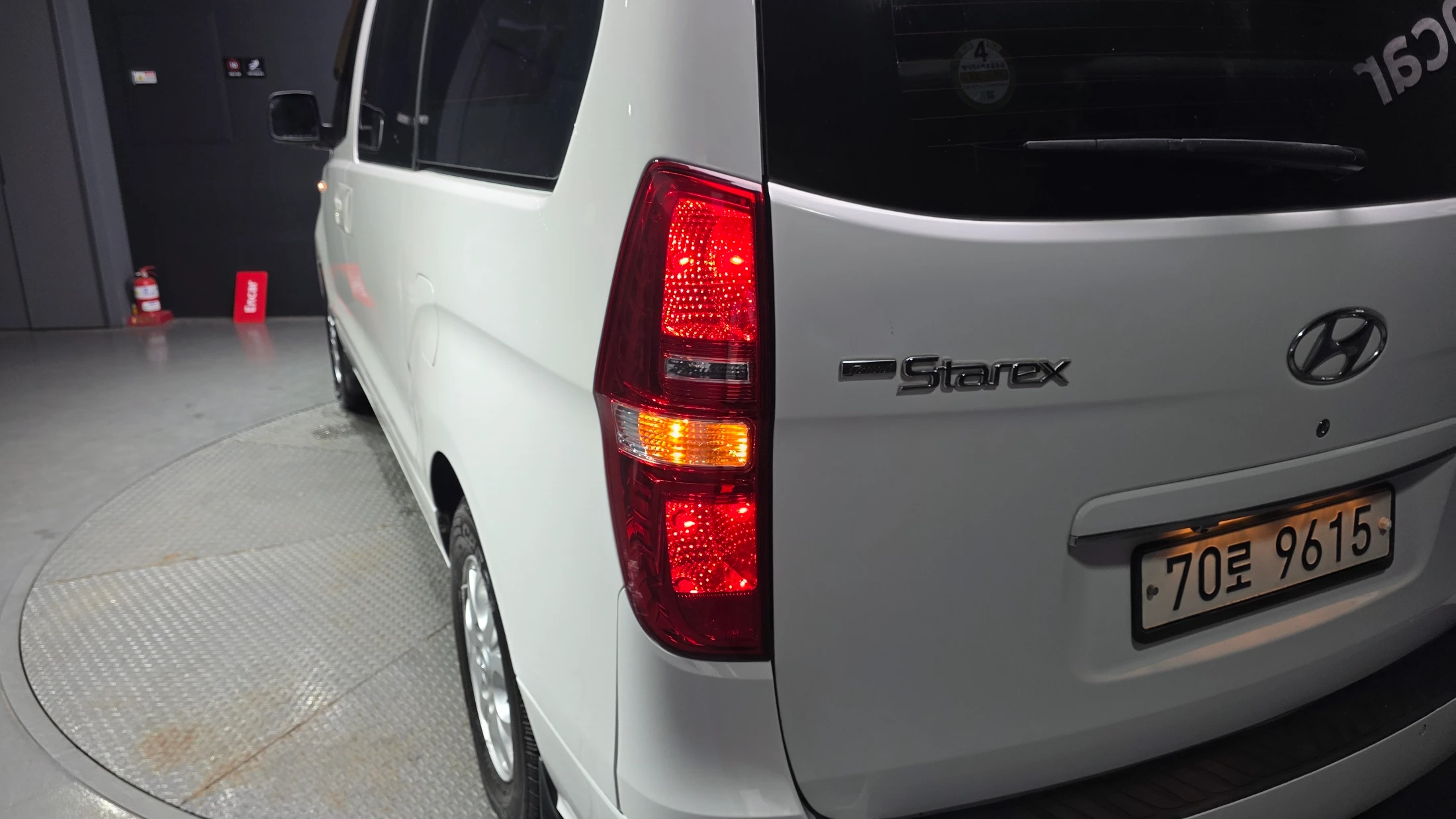 Hyundai Starex Grand Starex, 2013 — фото 23