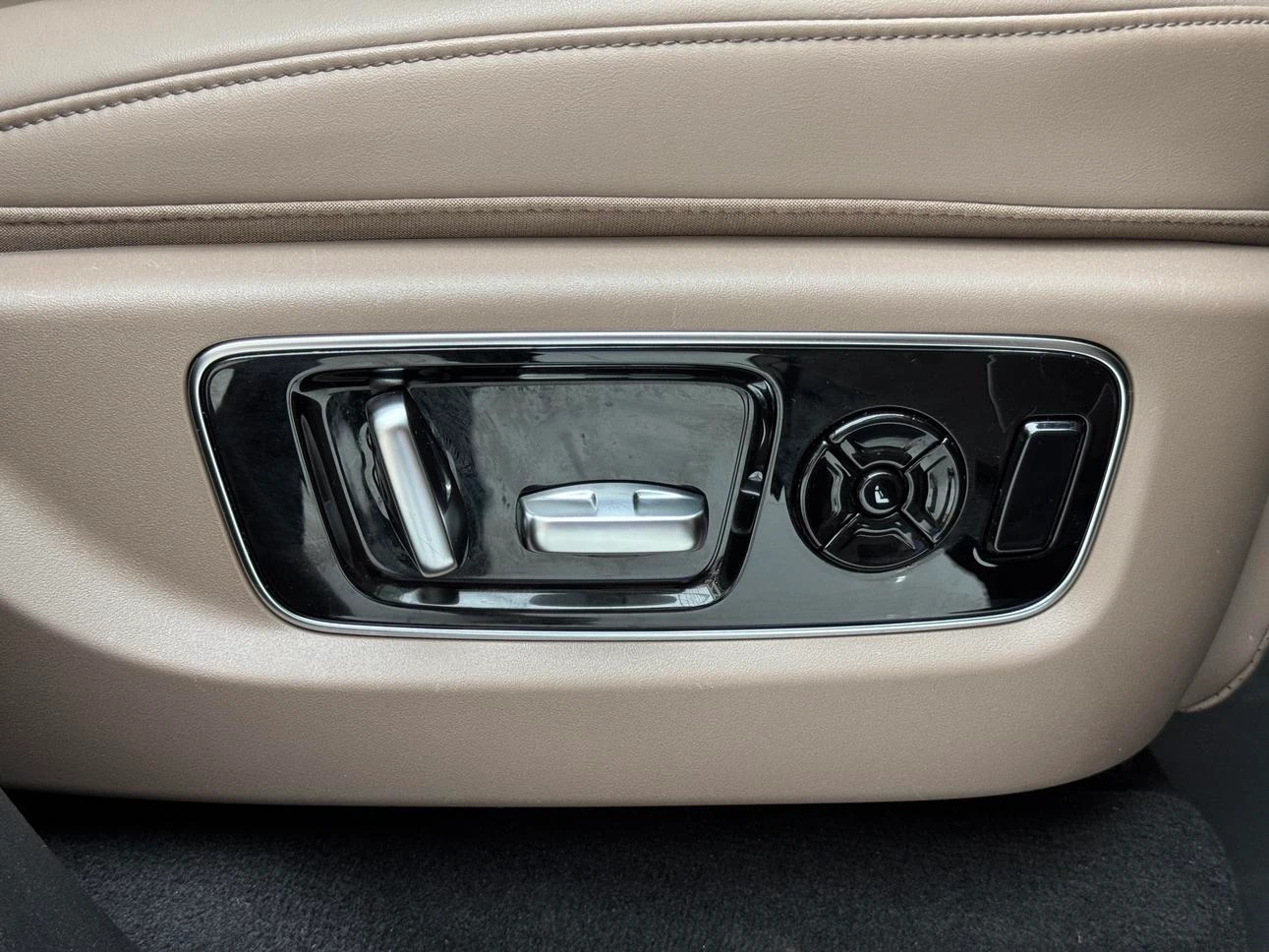 Li Auto Ideal L9, 2025 — фото 17