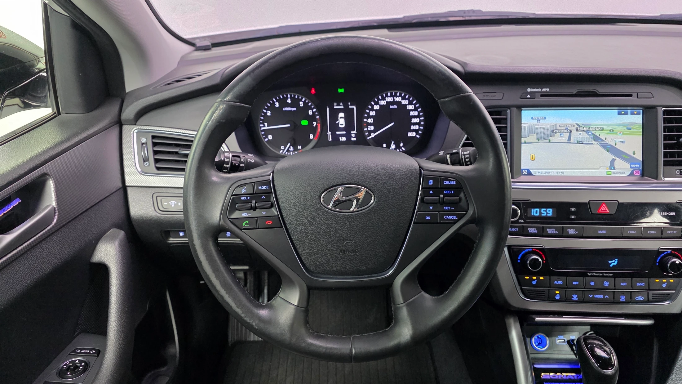 Hyundai Sonata LF Sonata, 2014 — фото 15