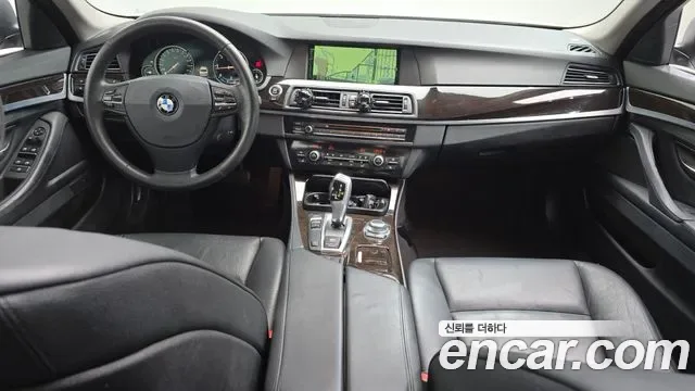 BMW 5-Series F10, 2013 — фото 4