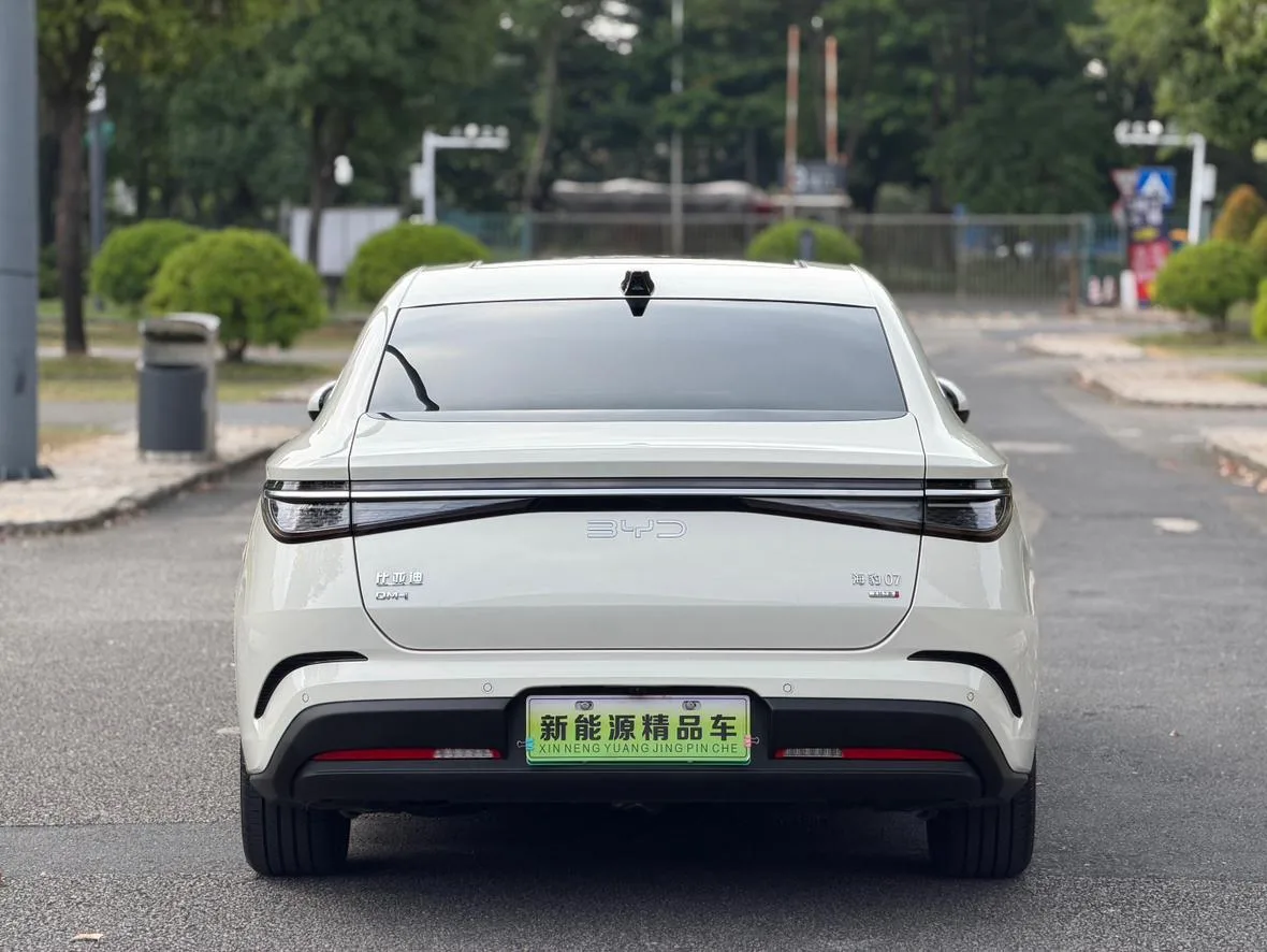 BYD Seal 07DM, 2026 — фото 5